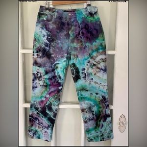 Ladies hand tie dyed Gloria Vanderbilt jeans. Size 12.